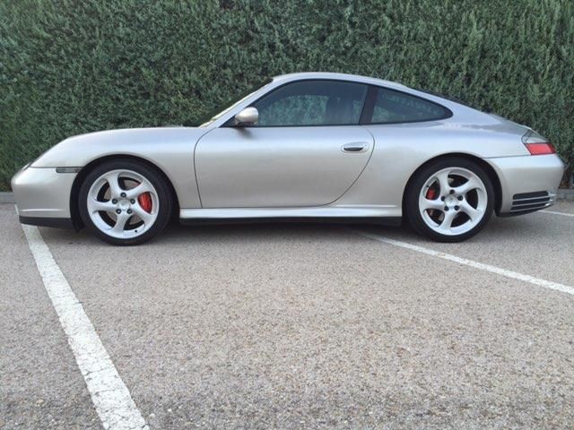 Porsche 911 Carrera • 2002 • 135,000 km 3