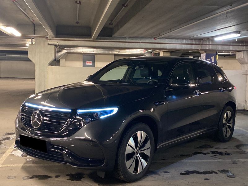 Mercedes-Benz E-Class • 2020 • 43,990 km 2