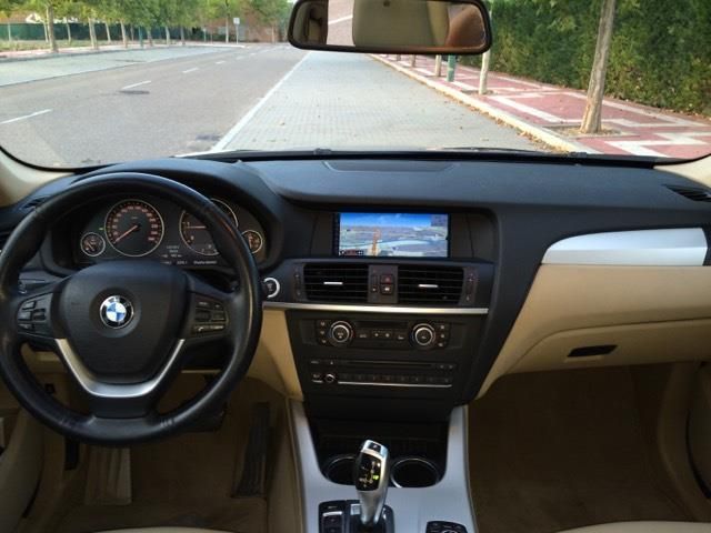 BMW X3 • 2012 • 191,000 km 6