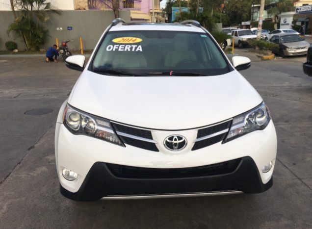 Toyota RAV4 • 2014 • 34 km 1