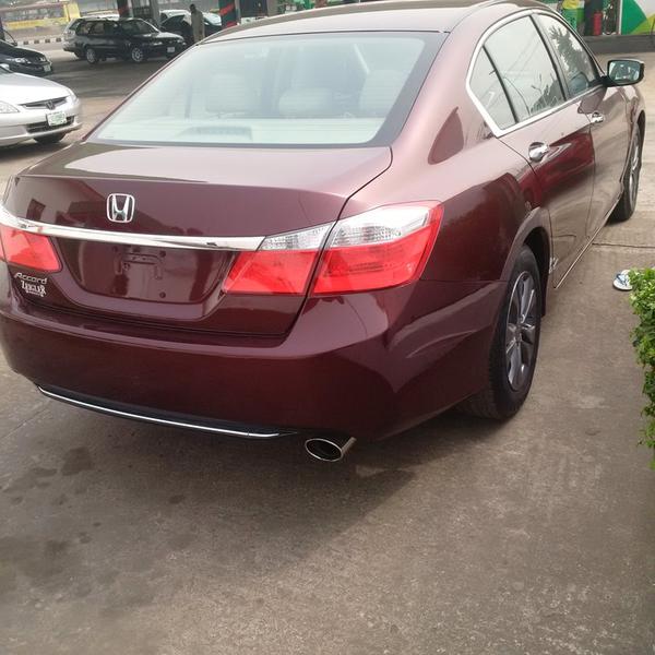 Honda Accord • 2015 • 34,545 km 7