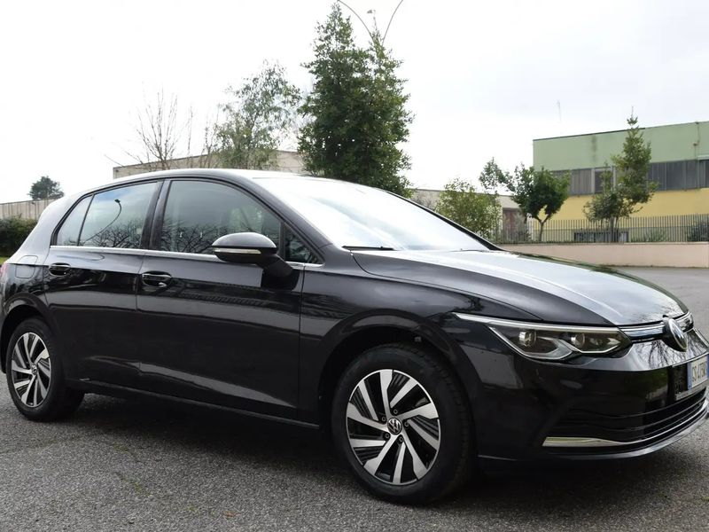 Volkswagen Golf • 2021 • 33,000 km 3