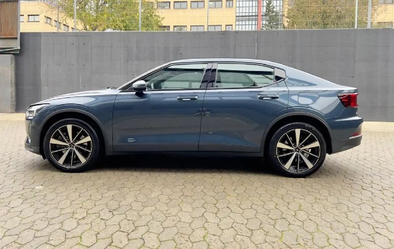 Polestar 2 • 2022 • 28,000 km 1