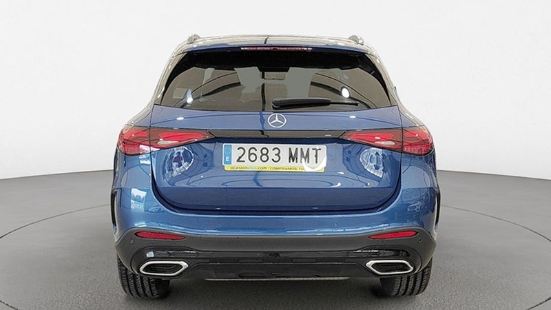 Mercedes-Benz GLC • 2023 • 11,750 km 12