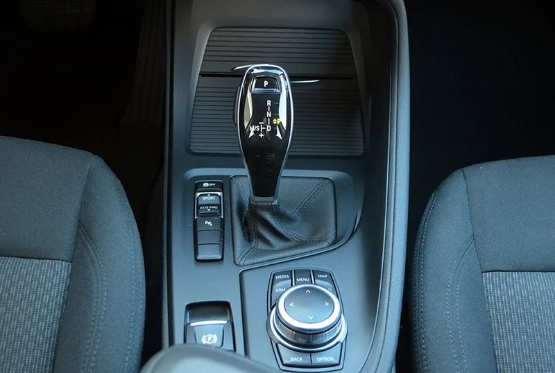 BMW X1 • 2018 • 186,000 km 11