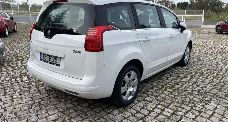 Peugeot 5008 • 2015 • 167,619 km 2