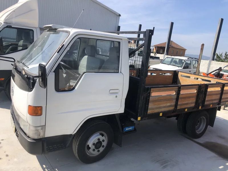 Toyota Dyna • 1997 • 257,000 km 2