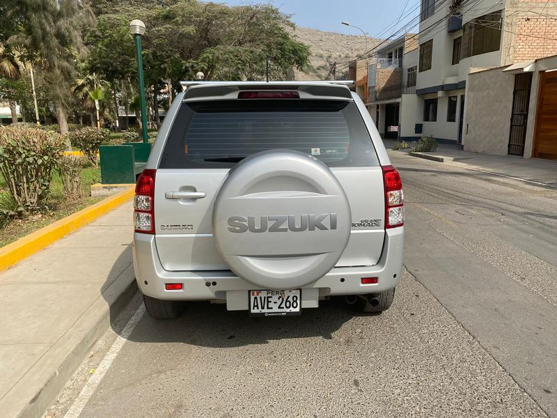 Suzuki Grand Nomade • 2017 • 61,000 km 11