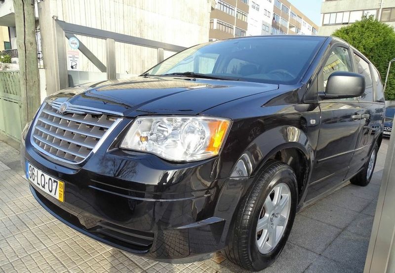 Chrysler Grand Voyager • 2009 • 120,000 km 1