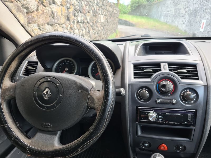 Renault Megane II • 2004 • 300,000 km 9