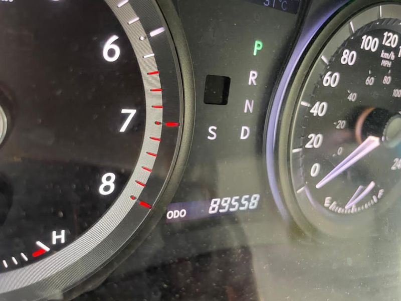 Lexus ES • 2008 • 80,000 km 3