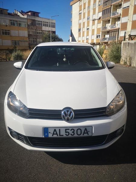 Volkswagen Golf • 2009 • 80,000 km 1