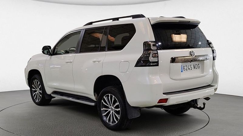 Toyota Land Cruiser • 2023 • 64,871 km 2