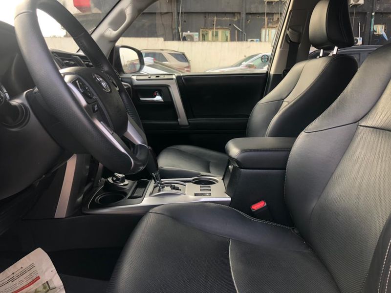 Toyota 4-Runner • 2017 • 50,000 km 3