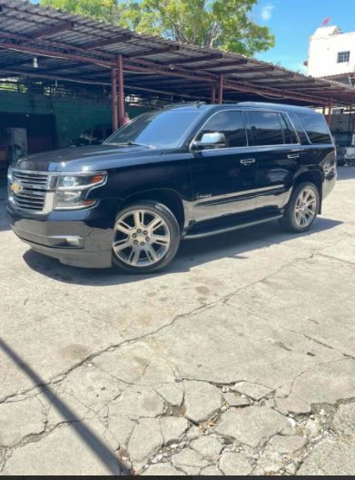 Chevrolet Tahoe • 2017 • 97,000 km 1