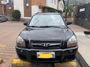 Hyundai Tucson • 2009 • 161,000 km 3