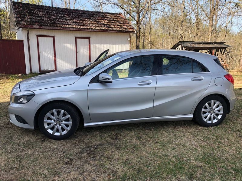 Mercedes-Benz A-Class • 2013 • 142,300 km 1