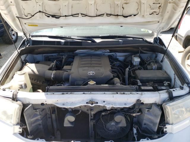 Toyota Sequoia • 2008 • 10,000 mi 8