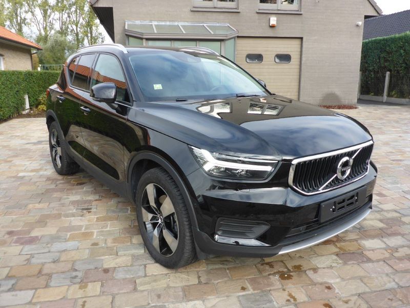 Volvo XC40 • 2018 • 61,000 km 1