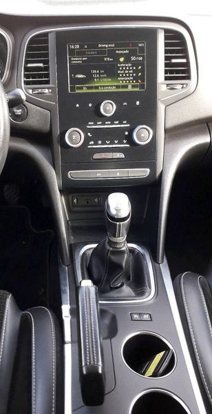 Renault Mégane • 2017 • 190,000 km 7