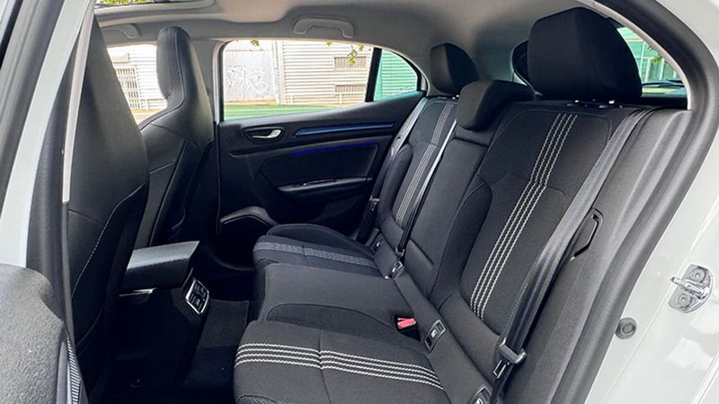 Renault Mégane • 2019 • 14,700 km 13