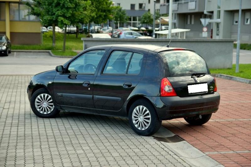 Renault Clio • 1998 • 138,000 km 1