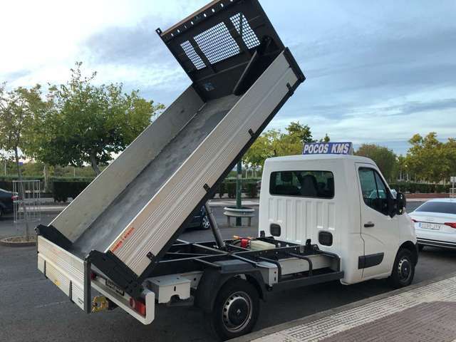 Renault Master • 2015 • 86,000 km 2
