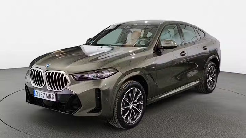 BMW X6 • 2024 • 16,036 km 1