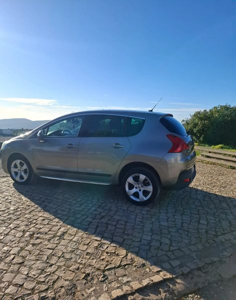 Peugeot 3008 • 2010 • 217,000 km 5