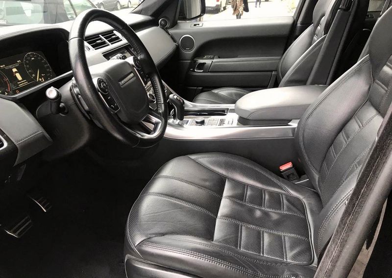 Land Rover Defender • 2015 • 90,000 km 6