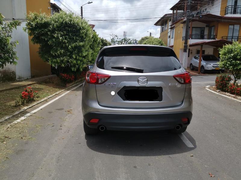 Mazda CX-5 • 2015 • 90,000 km 4