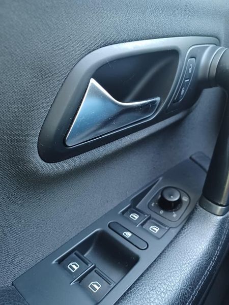 Volkswagen Passat • 2012 • 32,000 km 6