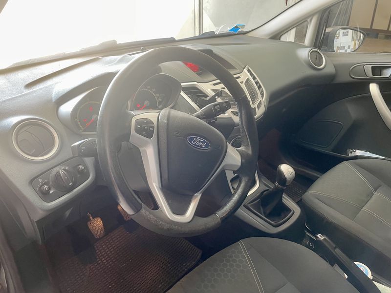 Ford Fiesta • 2009 • 330,000 km 4