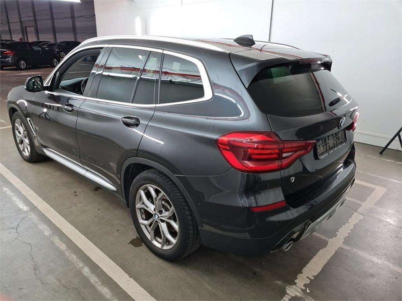 BMW X3 • 2019 • 87,000 km 3