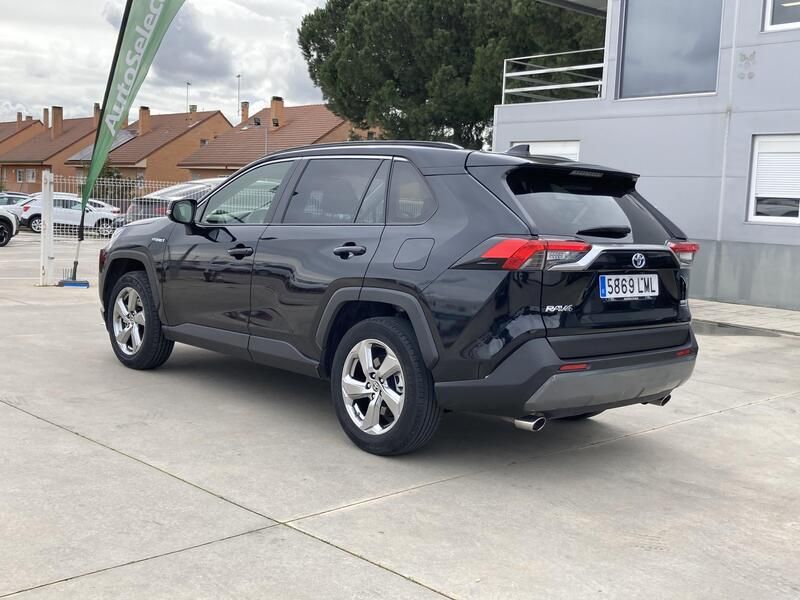 Toyota RAV4 • 2021 • 52,934 km 3