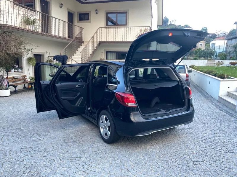 Mercedes-Benz Class B • 2017 • 154,000 km 2