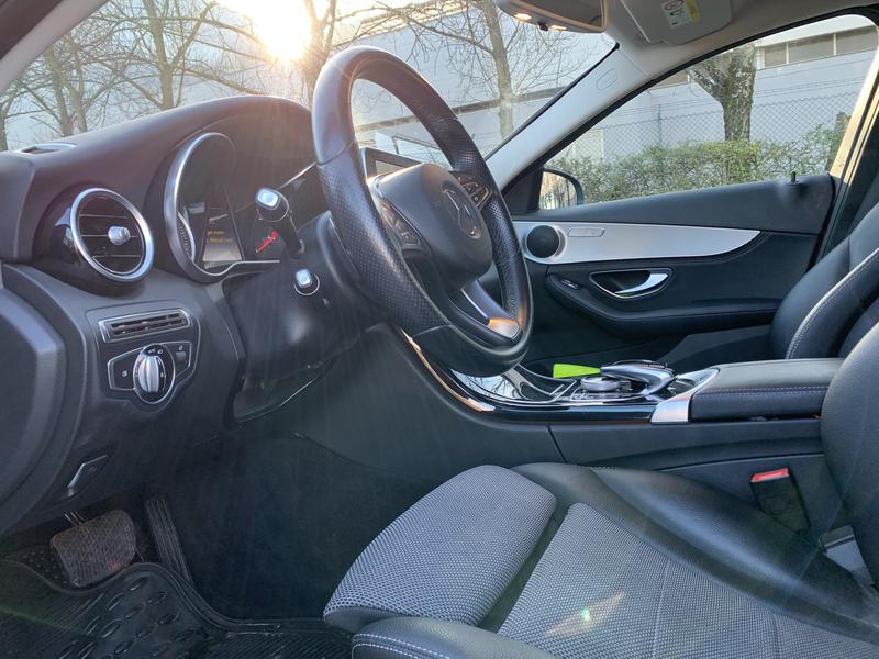 Mercedes-Benz C • 2015 • 153,000 km 13