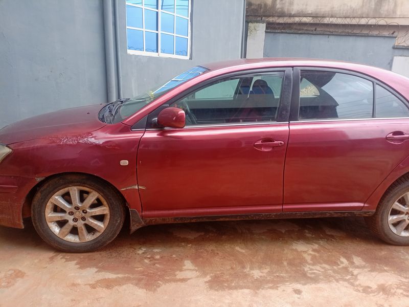 Toyota Avensis • 2005 • 5,100 km 7