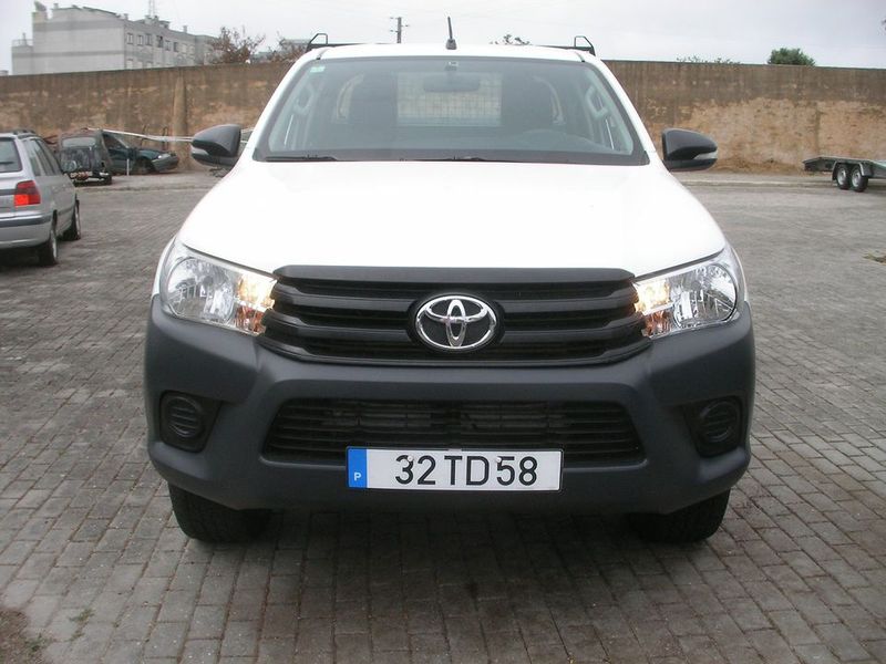 Toyota Hilux • 2017 • 105,000 km 1
