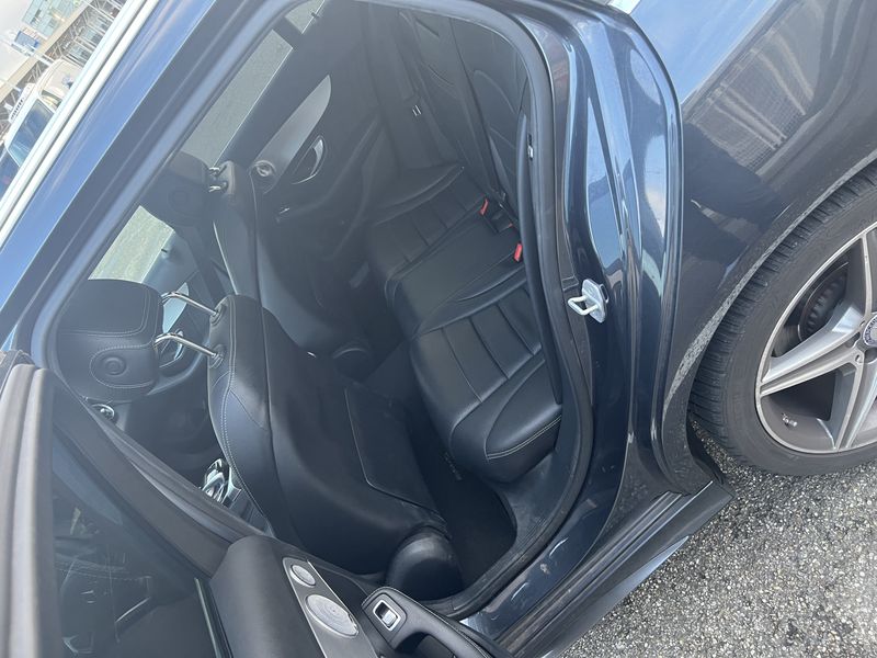 Mercedes-Benz C • 2016 • 227,000 km 10