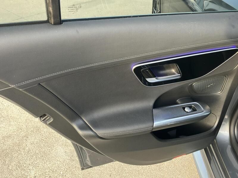 Mercedes-Benz C-Class • 2023 • 85,051 km 27