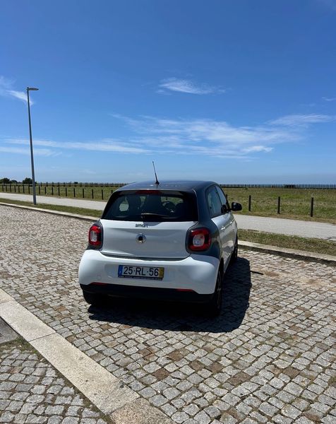 Smart Forfour • 2016 • 84,000 km 2