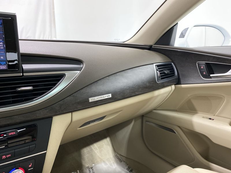 Audi A7 • 2017 • 34,520 km 6