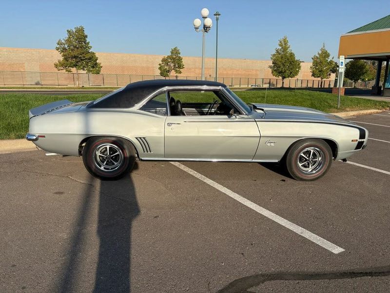Chevrolet Camaro • 1969 • 145,000 km 9