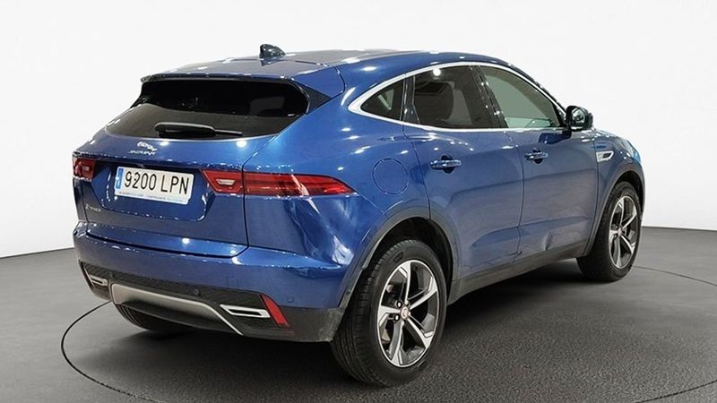 Jaguar E-PACE • 2021 • 54,333 km 4