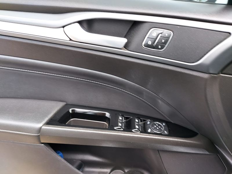 Ford Mondeo • 2019 • 49,000 km 9