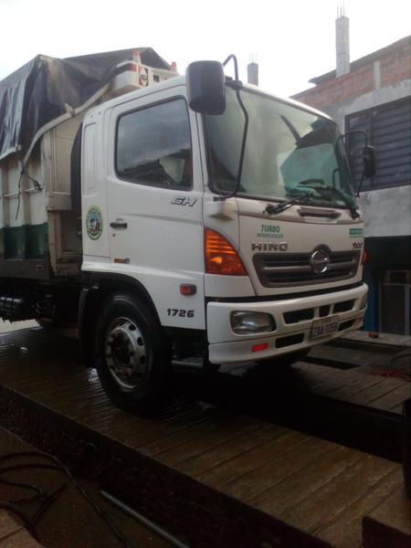 Hino GH 1826 • 2012 • 167,000 km 2