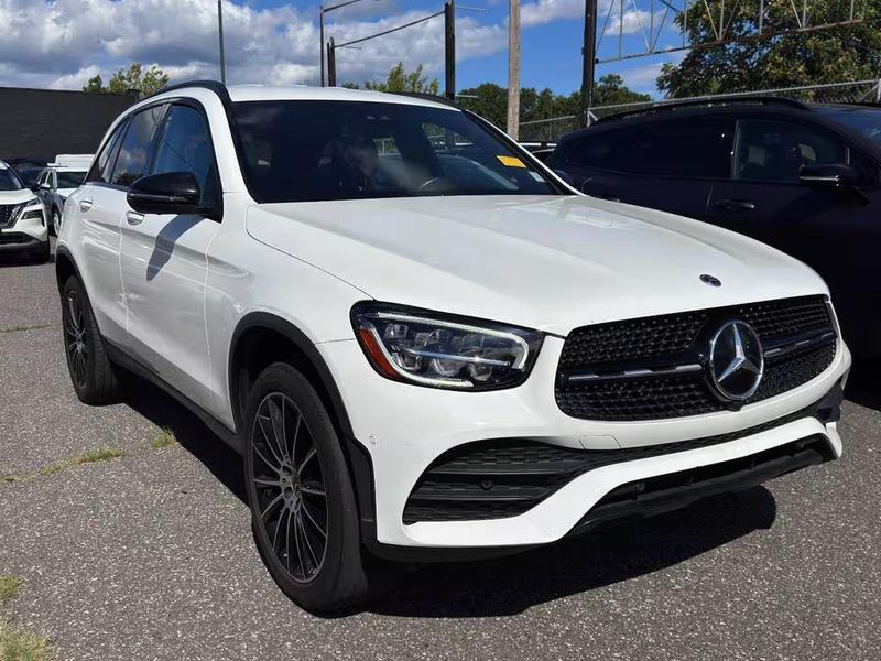 Mercedes-Benz GLC-Class • 2022 • 20,154 km 1