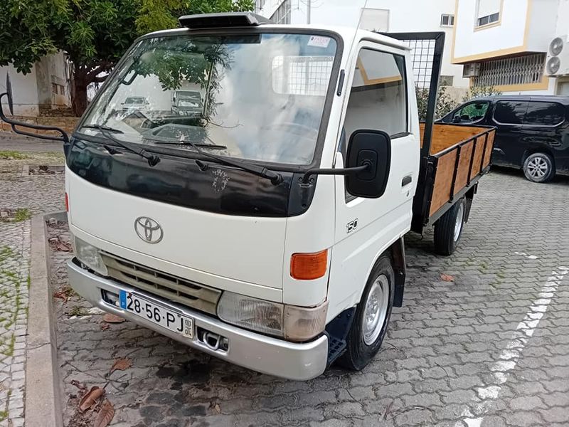 Toyota Dyna • 2000 • 240,000 km 1