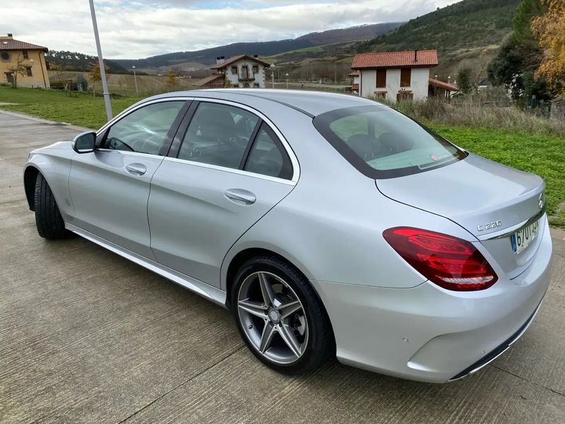 Mercedes-Benz C • 2015 • 148,000 km 2